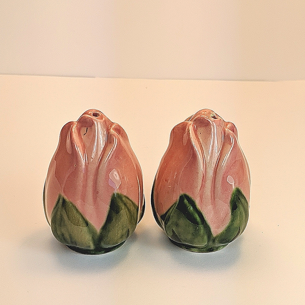Vintage Franciscan Desert Rose Salt/Pepper Shakers